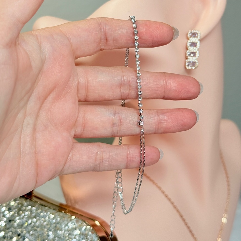 Silver Anklet With Crystals
